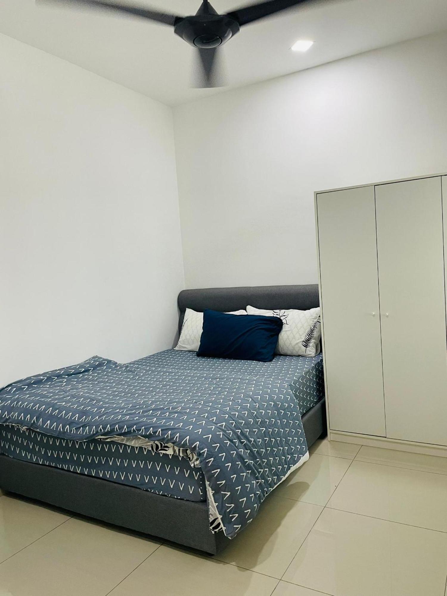 Nazirin Homestay No 27 Tmn Desa Manjung ルムット エクステリア 写真