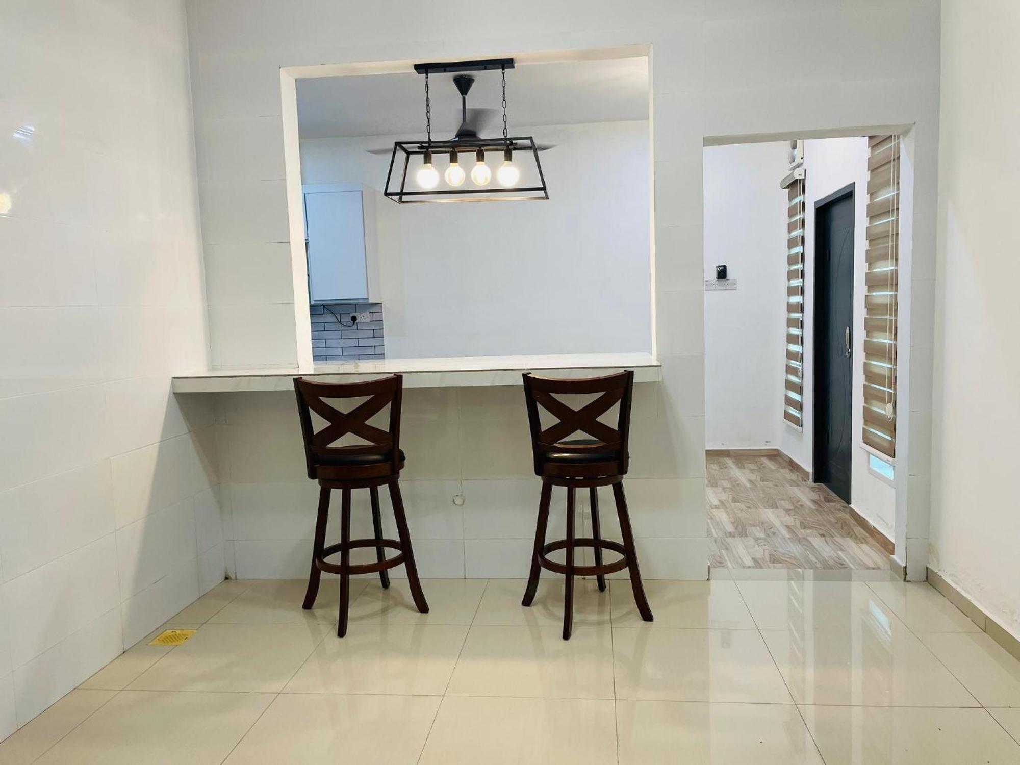 Nazirin Homestay No 27 Tmn Desa Manjung ルムット エクステリア 写真